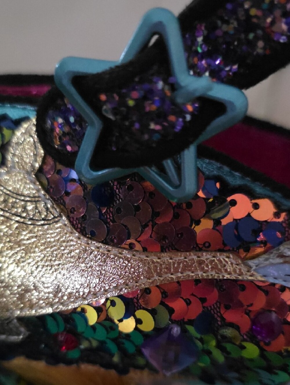 Disney Aladin & Jasmine Shoes Amazing Textures NIB Size 9 - Picture 7 of 15